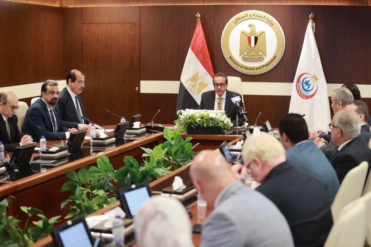 وزير الصحة يشهد مراسم القرعة العلنية لاختيار أعضاء البعثة الطبية لموسم حج 2027