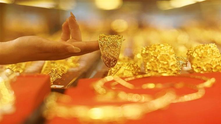 الذهب في 6 أشهر.. خسائر كبيرة ومكاسب مفاجئة خلال آخر 30 يوما