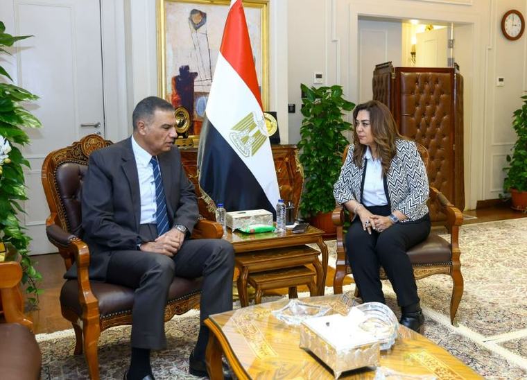 وزيرة التنمية المحلية والبيئة تبحث مقترح تطوير منطقة البلوهول بمحمية أبو جالوم